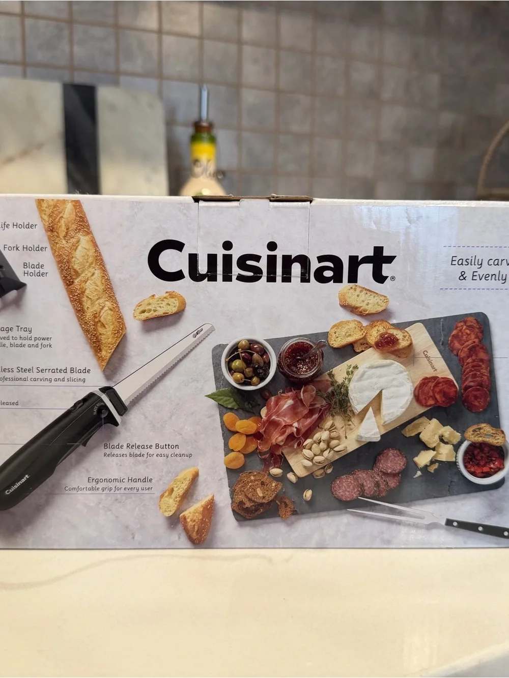 **NEVER OPENED** Cuisinart Electric Knife & Cutting Board Set